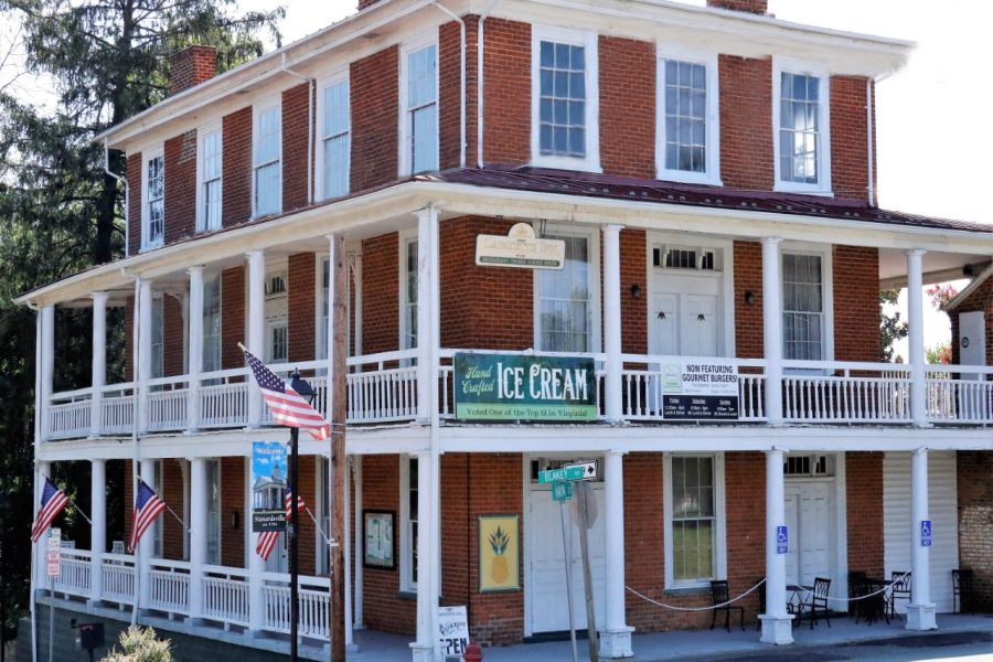 Lafayette Inn 038b8e85e1e3b94676be4d17a98ea67f Lafayette Inn 038b8e85e1e3b94676be4d17a98ea67f